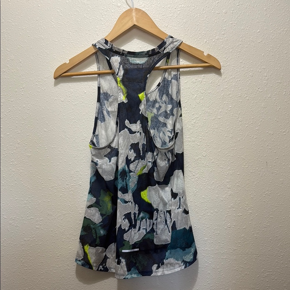 The North Face Blue and White Fitted Sleeveless Tank Top, Size S - Picture 3 of 3
